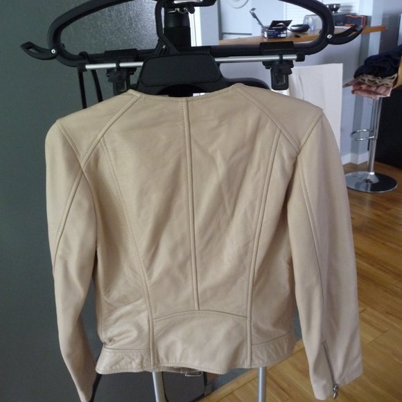 UTERQUE LAMBSKIN ROSEPETALS/BEIGE LEATHER BIKER JACKET SIZE SMALL NEW NO TAGS - Picture 2 of 15